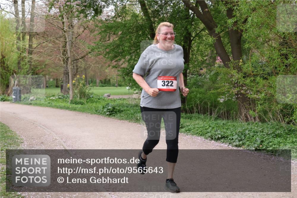 19.04.2026 - Hammer Lauf Lena Gebhardt http://msf.ph/oto/9565643 19.04.2026 11:01:22 Laufen 16, 322 meine-sportfotos.de