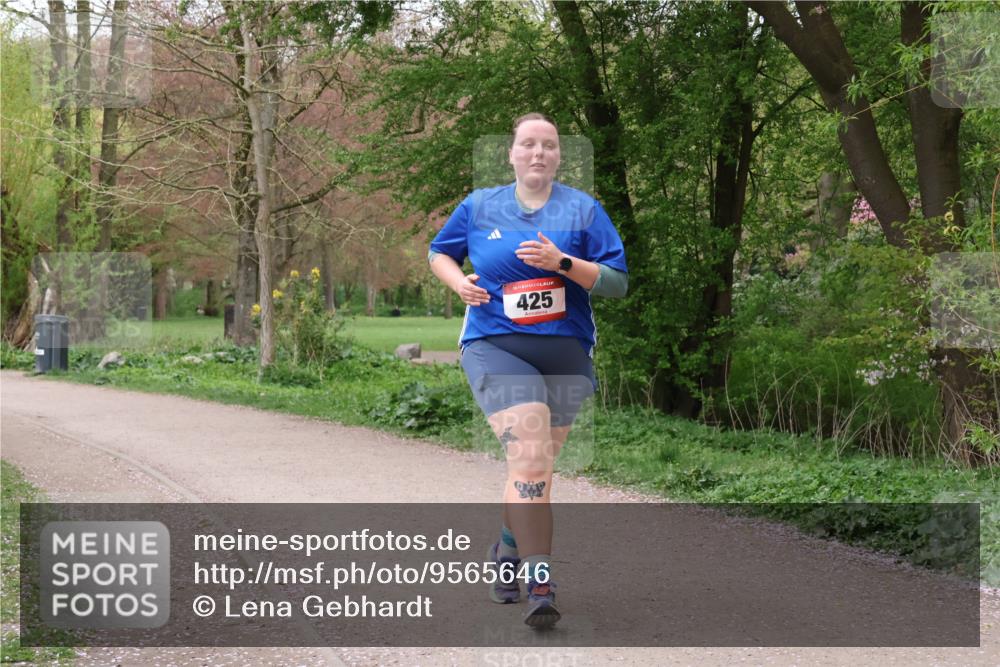 19.04.2026 - Hammer Lauf Lena Gebhardt http://msf.ph/oto/9565646 19.04.2026 11:01:54 Laufen 16, 425 meine-sportfotos.de