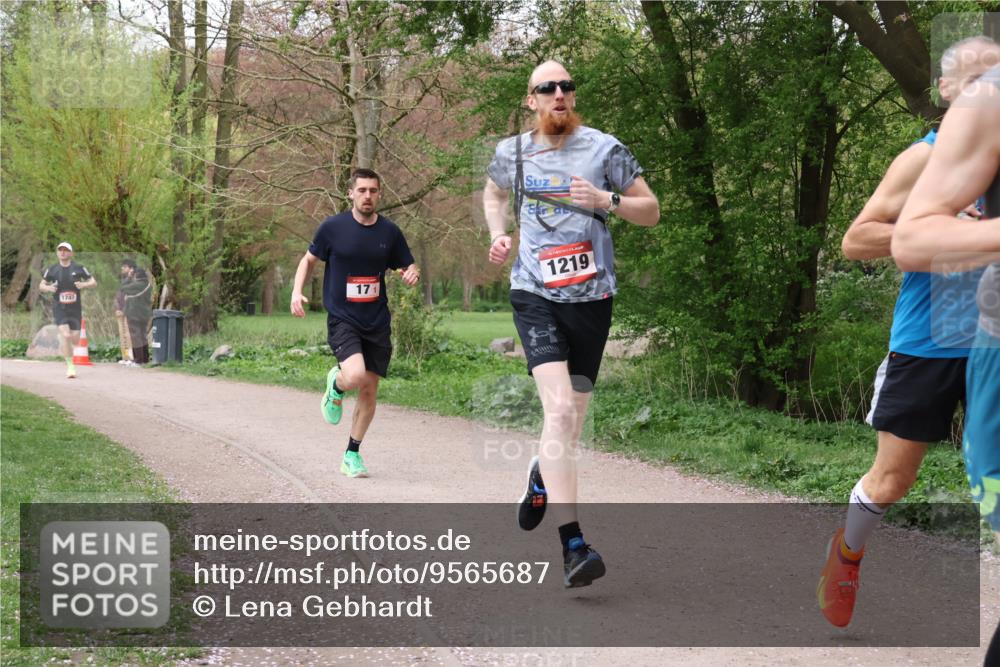 19.04.2026 - Hammer Lauf Lena Gebhardt http://msf.ph/oto/9565687 19.04.2026 11:03:34 Laufen 1747, 171, 1219 meine-sportfotos.de