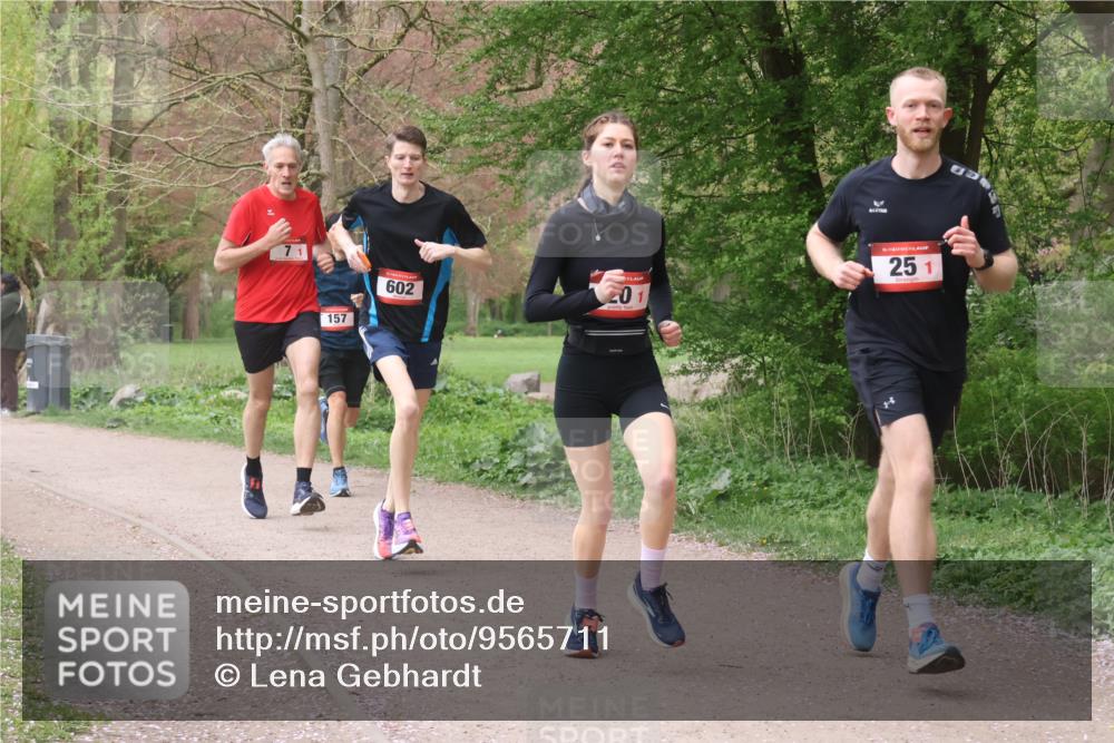19.04.2026 - Hammer Lauf Lena Gebhardt http://msf.ph/oto/9565711 19.04.2026 11:03:56 Laufen 157, 602, 201, 25, 1 meine-sportfotos.de
