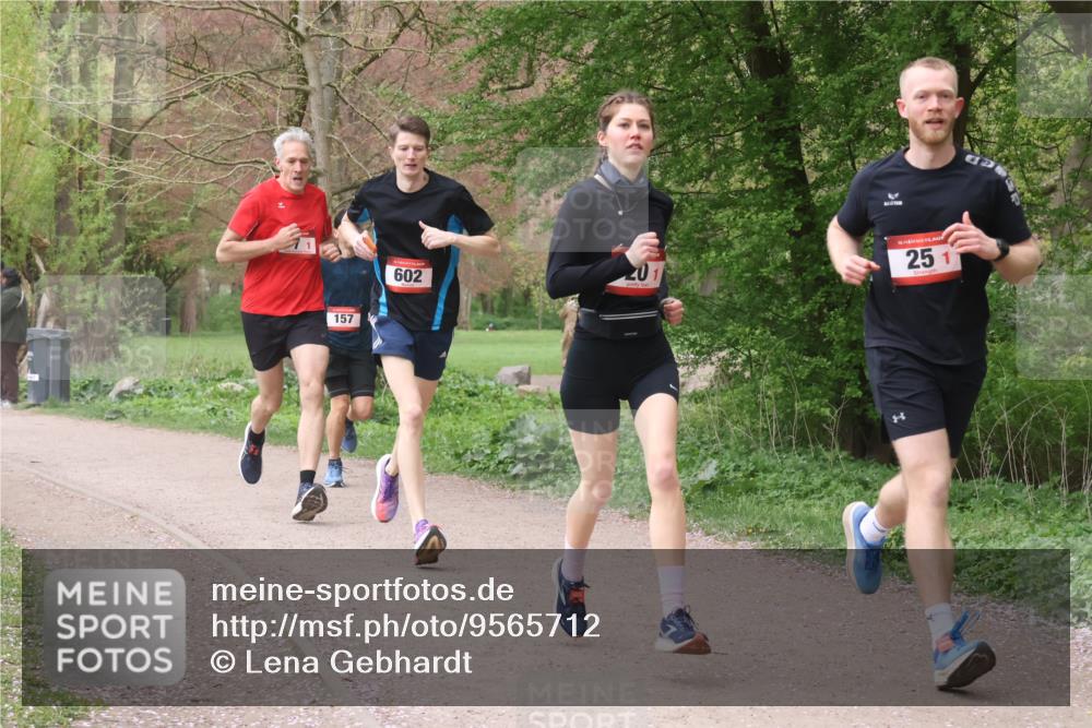 19.04.2026 - Hammer Lauf Lena Gebhardt http://msf.ph/oto/9565712 19.04.2026 11:03:56 Laufen 157, 602, 201, 16, 251 meine-sportfotos.de