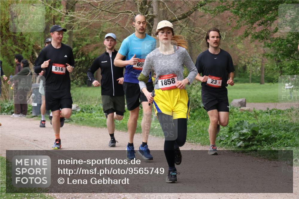 19.04.2026 - Hammer Lauf Lena Gebhardt http://msf.ph/oto/9565749 19.04.2026 11:04:25 Laufen 516, 69, 1858, 231 meine-sportfotos.de