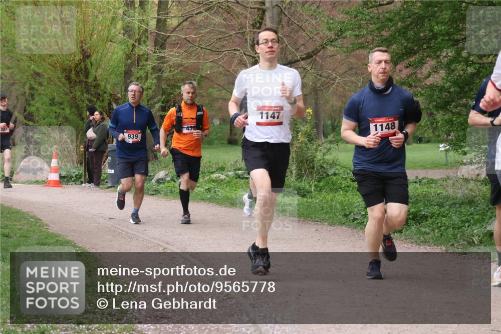 19.04.2026 - Hammer Lauf Lena Gebhardt http://msf.ph/oto/9565778 19.04.2026 11:04:40 Laufen 297, 939, 432, 1147, 1148 meine-sportfotos.de