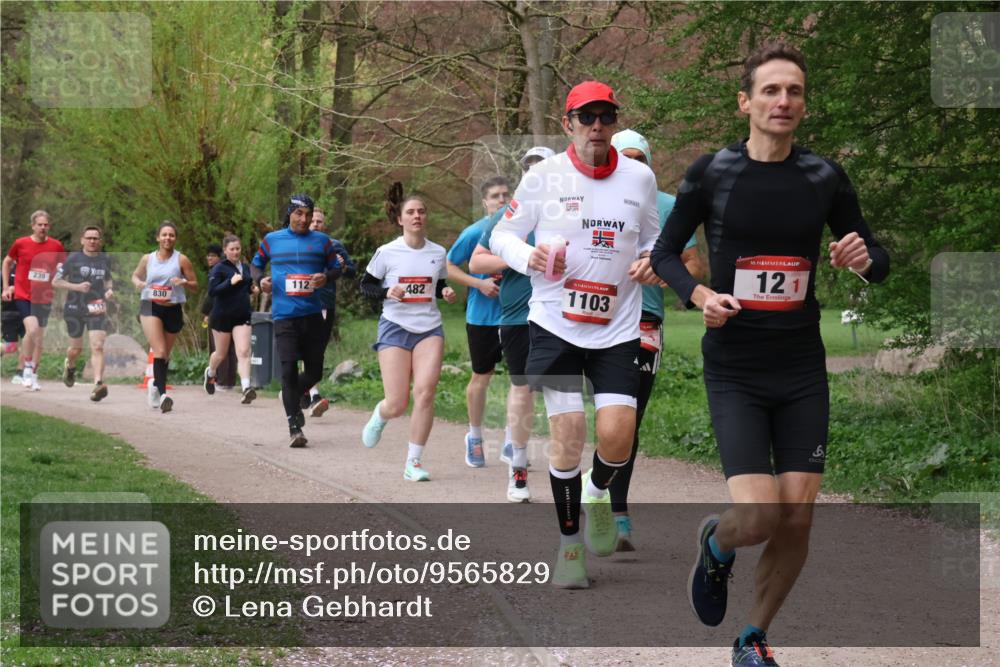19.04.2026 - Hammer Lauf Lena Gebhardt http://msf.ph/oto/9565829 19.04.2026 11:05:10 Laufen 239, 112, 830, 482, 14, 1103, 16, 121 meine-sportfotos.de