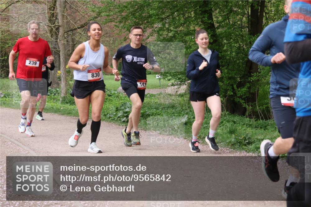 19.04.2026 - Hammer Lauf Lena Gebhardt http://msf.ph/oto/9565842 19.04.2026 11:05:15 Laufen 239, 830, 10, 141 meine-sportfotos.de
