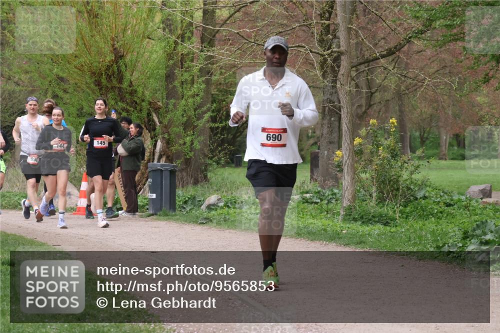 19.04.2026 - Hammer Lauf Lena Gebhardt http://msf.ph/oto/9565853 19.04.2026 11:05:21 Laufen 990, 144, 145, 690 meine-sportfotos.de