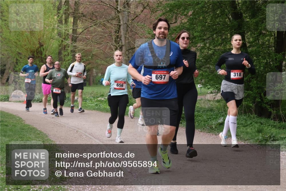 19.04.2026 - Hammer Lauf Lena Gebhardt http://msf.ph/oto/9565894 19.04.2026 11:05:42 Laufen 193, 211, 656, 16, 697, 318 meine-sportfotos.de