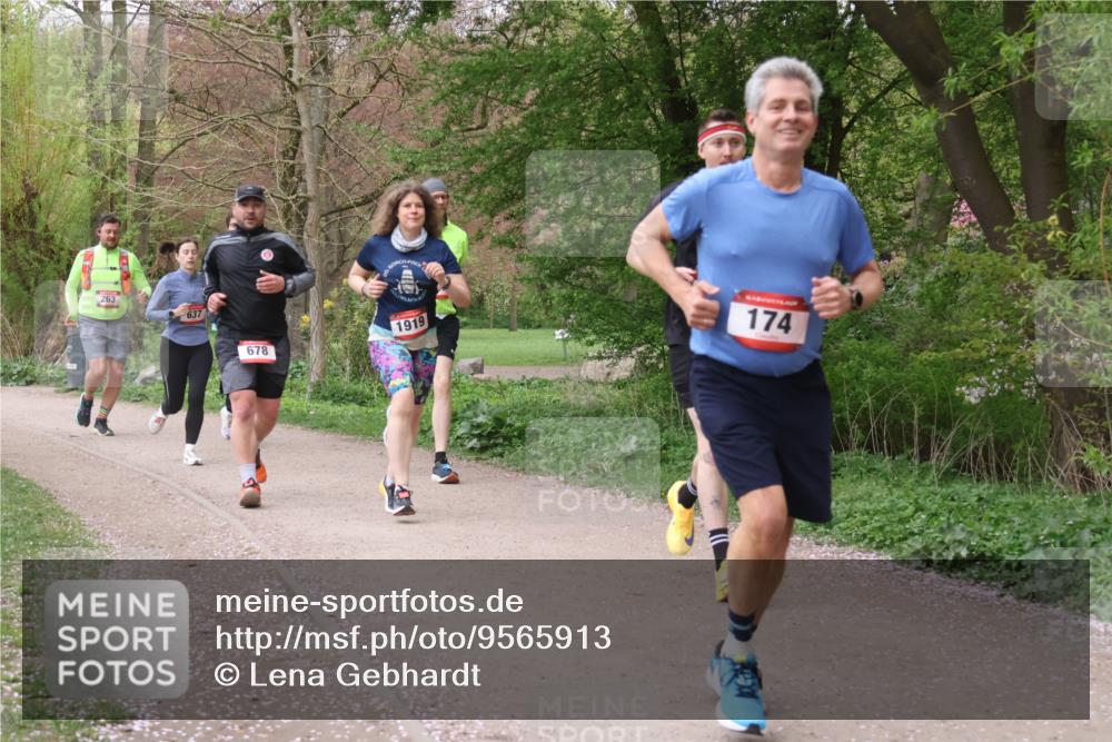 19.04.2026 - Hammer Lauf Lena Gebhardt http://msf.ph/oto/9565913 19.04.2026 11:05:52 Laufen 263, 637, 678, 1919, 174 meine-sportfotos.de