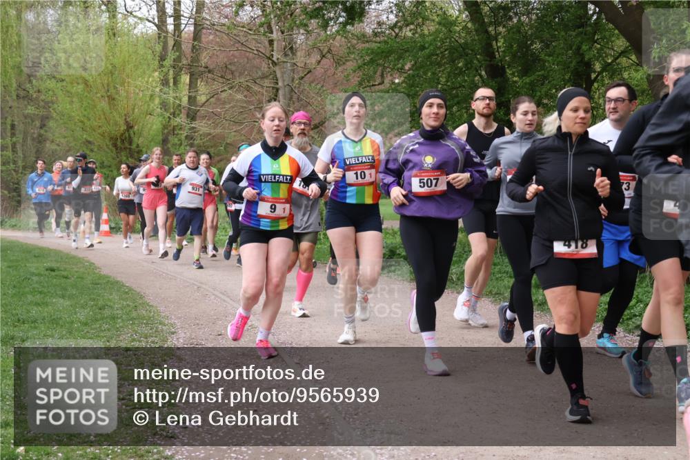 19.04.2026 - Hammer Lauf Lena Gebhardt http://msf.ph/oto/9565939 19.04.2026 11:06:06 Laufen 101, 507, 3, 931, 333, 433, 91 meine-sportfotos.de