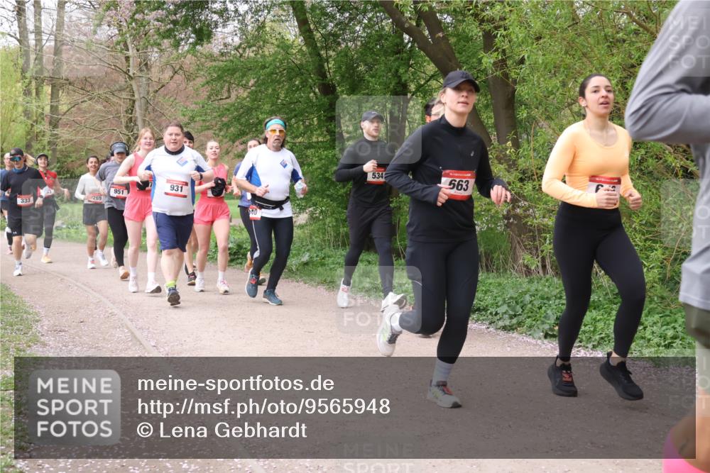 19.04.2026 - Hammer Lauf Lena Gebhardt http://msf.ph/oto/9565948 19.04.2026 11:06:09 Laufen 333, 269, 951, 931, 40, 534, 563 meine-sportfotos.de