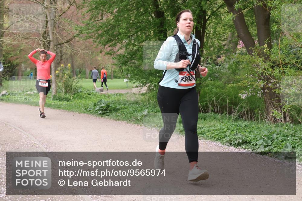 19.04.2026 - Hammer Lauf Lena Gebhardt http://msf.ph/oto/9565974 19.04.2026 11:06:16 Laufen 537, 398 meine-sportfotos.de