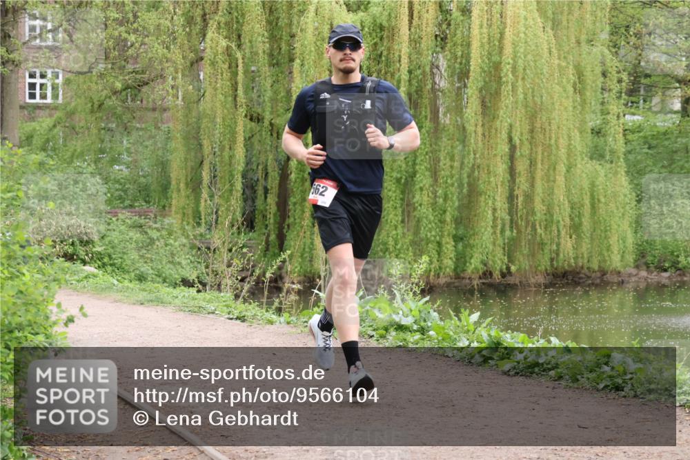 19.04.2026 - Hammer Lauf Lena Gebhardt http://msf.ph/oto/9566104 19.04.2026 11:26:38 Laufen 299 meine-sportfotos.de