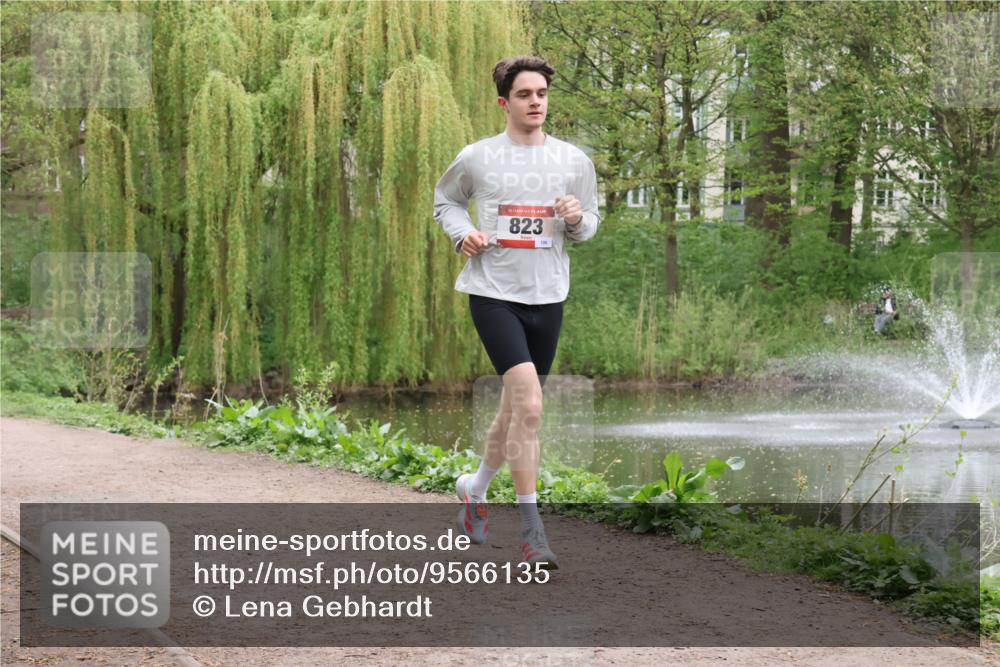 19.04.2026 - Hammer Lauf Lena Gebhardt http://msf.ph/oto/9566135 19.04.2026 11:27:38 Laufen 823, 196 meine-sportfotos.de