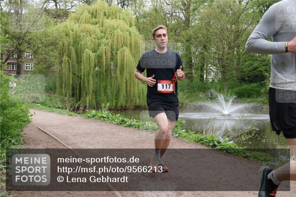 19.04.2026 - Hammer Lauf Lena Gebhardt http://msf.ph/oto/9566213 19.04.2026 11:30:27 Laufen 16, 117 meine-sportfotos.de