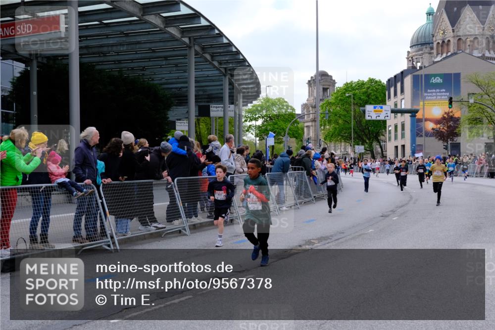 25.04.2026 - Das Zehntel Tim E. http://msf.ph/oto/9567378 25.04.2026 08:48:58 Ziel 1327, 1786, 1799, 1885, 2263, 2276, 2309, 2324, 3044, 3103, 3189, 3212, 3250, 3551, 3716, 3971 meine-sportfotos.de