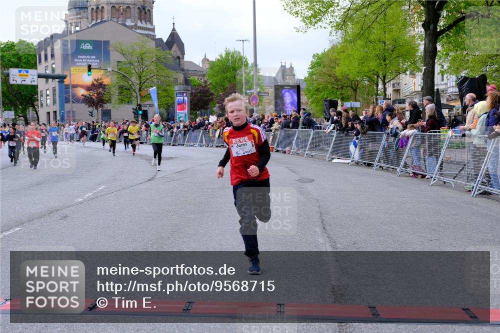 25.04.2026 - Das Zehntel Tim E. http://msf.ph/oto/9568715 25.04.2026 08:54:52 Ziel 1003, 1032, 1216, 1256, 1433, 1742, 1812, 1834, 1867, 2181, 2211, 2225, 2251, 2608, 2723, 2748, 2752, 2813, 2822, 2848, 3076, 3100, 3106, 3141, 3161, 3340, 3524, 3831, 3958, 4009, 4028, 4030, 4041 meine-sportfotos.de