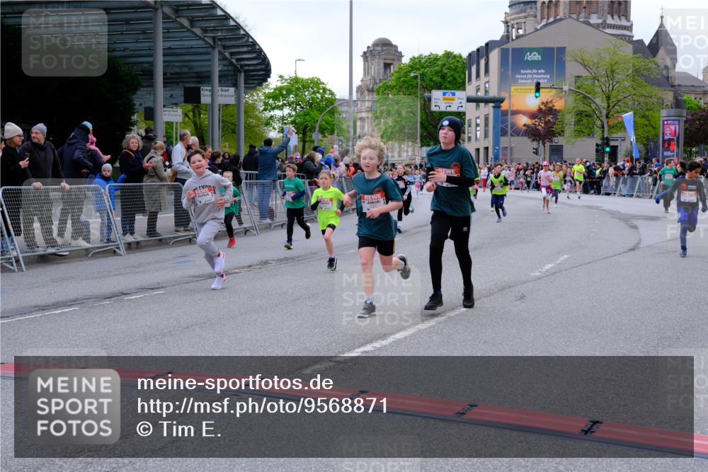25.04.2026 - Das Zehntel Tim E. http://msf.ph/oto/9568871 25.04.2026 08:55:25 Ziel 1038, 1050, 1056, 1070, 1304, 1381, 1565, 1614, 1875, 1975, 2037, 2071, 2171, 2384, 2387, 2398, 2584, 2682, 2769, 2780, 3062, 3145, 3228, 3237, 3445, 3516, 3893, 3895, 3980, 4006, 4035 meine-sportfotos.de