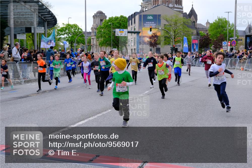 25.04.2026 - Das Zehntel Tim E. http://msf.ph/oto/9569017 25.04.2026 08:55:57 Ziel 1004, 1126, 1131, 1302, 1307, 1316, 1331, 1341, 1363, 1369, 1562, 1567, 1575, 1639, 1645, 1649, 1759, 1762, 1959, 1963, 1968, 2040, 2078, 2217, 2222, 2229, 2323, 2463, 2474, 2478, 2565, 2594, 2607, 2972, 3196, 3206, 3465, 3520, 3526, 3559, 3610, 3715, 3718, 3722, 3803, 3844, 3847, 3849, 3891, 3950, 3963 meine-sportfotos.de
