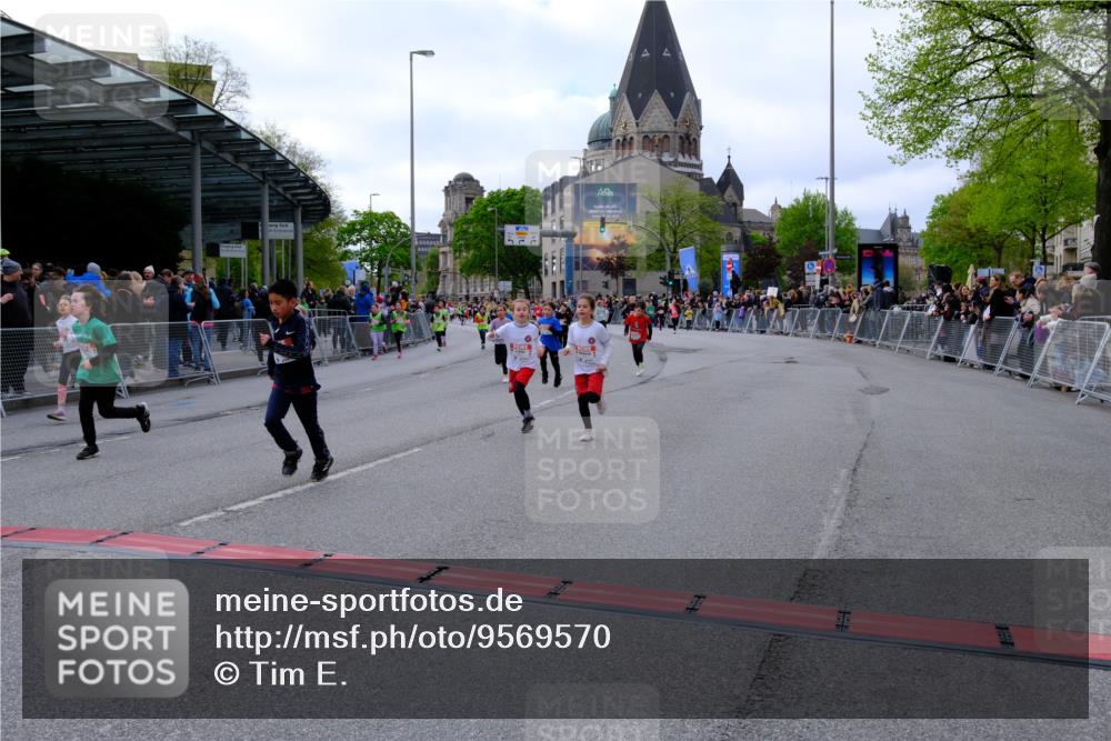 25.04.2026 - Das Zehntel Tim E. http://msf.ph/oto/9569570 25.04.2026 08:58:28 Ziel 1162, 1165, 1600, 1601, 1605, 1619, 1626, 1630, 1970, 2007, 2027, 2033, 2093, 2331, 2337, 2345, 2385, 2441, 2465, 2553, 2582, 2714, 2838, 2854, 2856, 2863, 2866, 2885, 2887, 3084, 3095, 3158, 3326, 3376, 3486, 3518, 3528, 3538, 3565, 3702, 3900, 3955 meine-sportfotos.de
