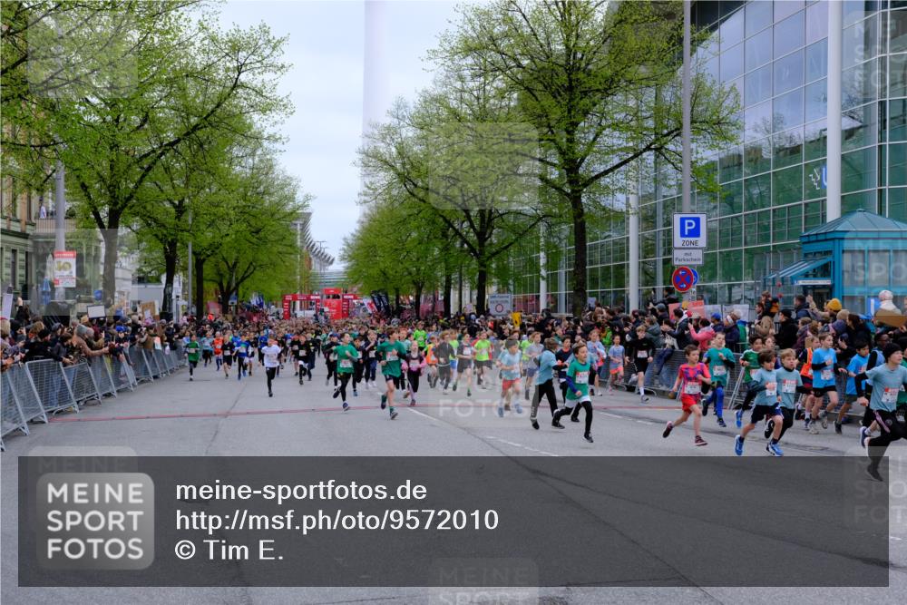 25.04.2026 - Das Zehntel Tim E. http://msf.ph/oto/9572010 25.04.2026 10:30:43 Ziel  meine-sportfotos.de
