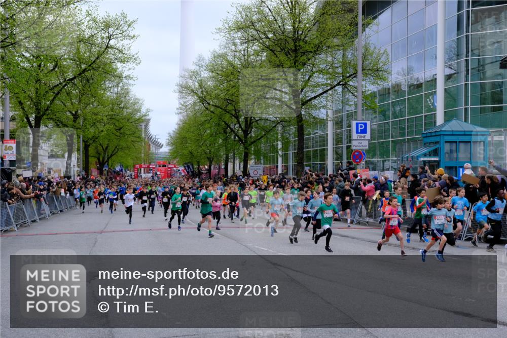 25.04.2026 - Das Zehntel Tim E. http://msf.ph/oto/9572013 25.04.2026 10:30:44 Ziel  meine-sportfotos.de