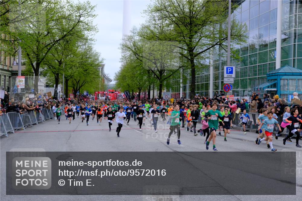 25.04.2026 - Das Zehntel Tim E. http://msf.ph/oto/9572016 25.04.2026 10:30:46 Ziel  meine-sportfotos.de