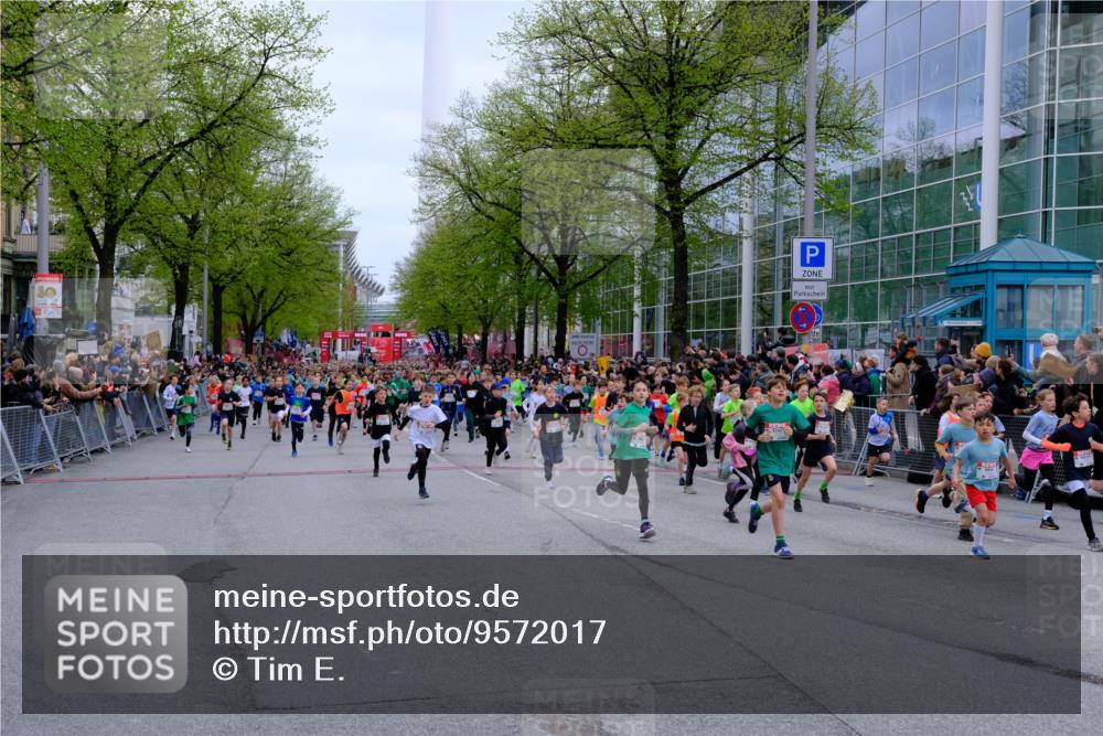 25.04.2026 - Das Zehntel Tim E. http://msf.ph/oto/9572017 25.04.2026 10:30:46 Ziel  meine-sportfotos.de