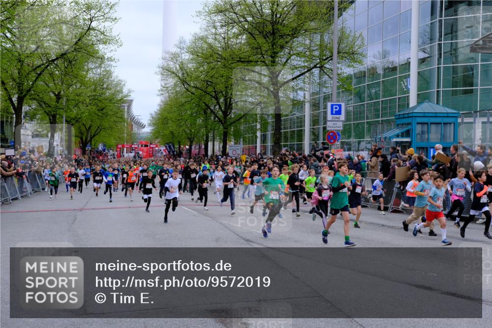 25.04.2026 - Das Zehntel Tim E. http://msf.ph/oto/9572019 25.04.2026 10:30:46 Ziel  meine-sportfotos.de