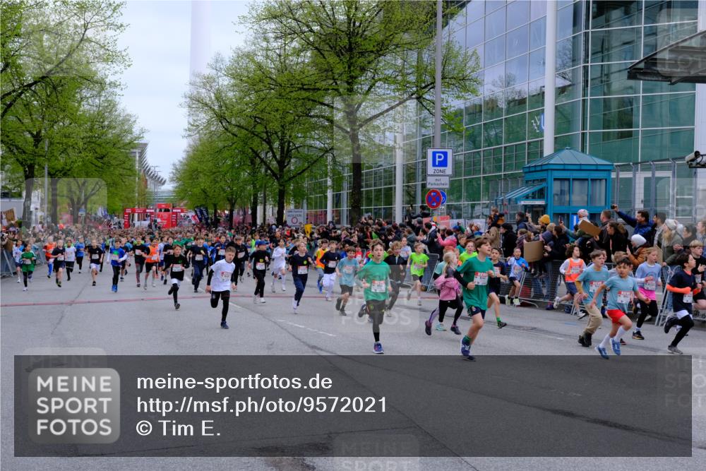 25.04.2026 - Das Zehntel Tim E. http://msf.ph/oto/9572021 25.04.2026 10:30:46 Ziel  meine-sportfotos.de