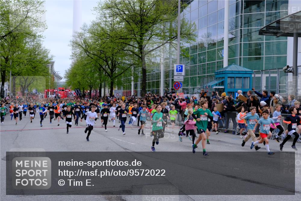 25.04.2026 - Das Zehntel Tim E. http://msf.ph/oto/9572022 25.04.2026 10:30:46 Ziel  meine-sportfotos.de
