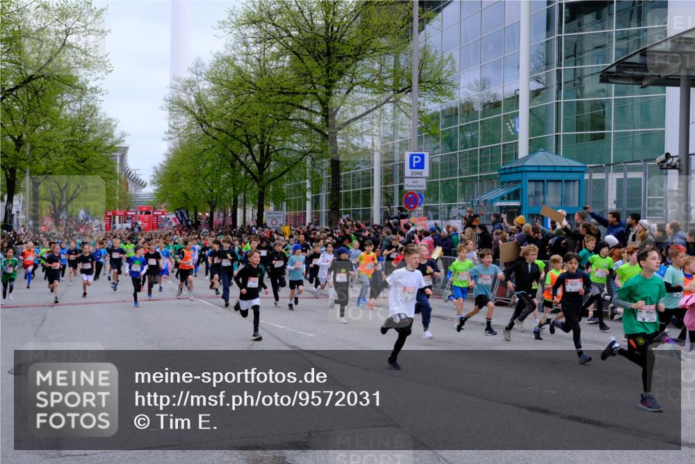 25.04.2026 - Das Zehntel Tim E. http://msf.ph/oto/9572031 25.04.2026 10:30:48 Ziel  meine-sportfotos.de