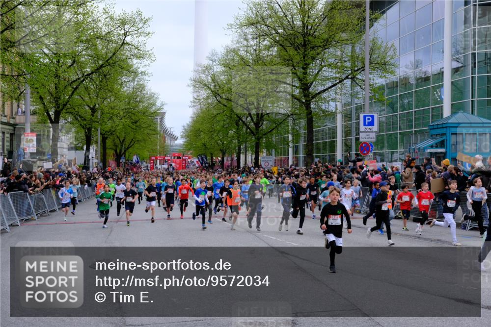 25.04.2026 - Das Zehntel Tim E. http://msf.ph/oto/9572034 25.04.2026 10:30:48 Ziel  meine-sportfotos.de