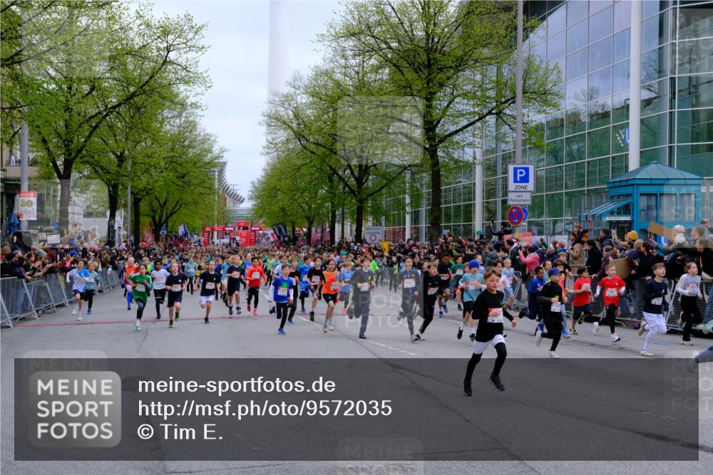25.04.2026 - Das Zehntel Tim E. http://msf.ph/oto/9572035 25.04.2026 10:30:49 Ziel  meine-sportfotos.de