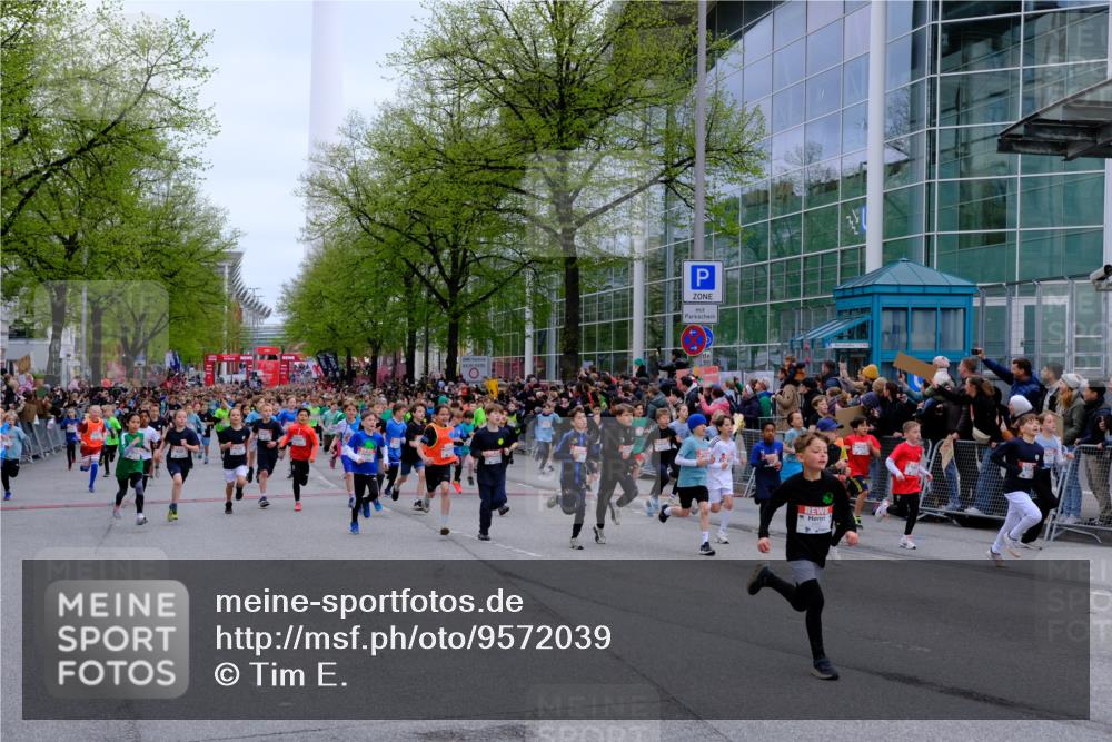25.04.2026 - Das Zehntel Tim E. http://msf.ph/oto/9572039 25.04.2026 10:30:49 Ziel  meine-sportfotos.de