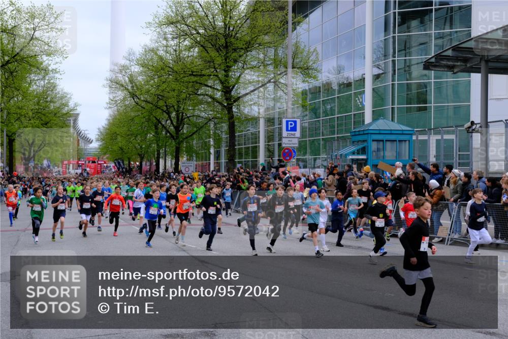 25.04.2026 - Das Zehntel Tim E. http://msf.ph/oto/9572042 25.04.2026 10:30:49 Ziel  meine-sportfotos.de
