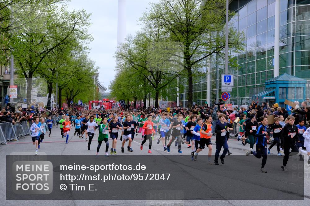 25.04.2026 - Das Zehntel Tim E. http://msf.ph/oto/9572047 25.04.2026 10:30:50 Ziel  meine-sportfotos.de