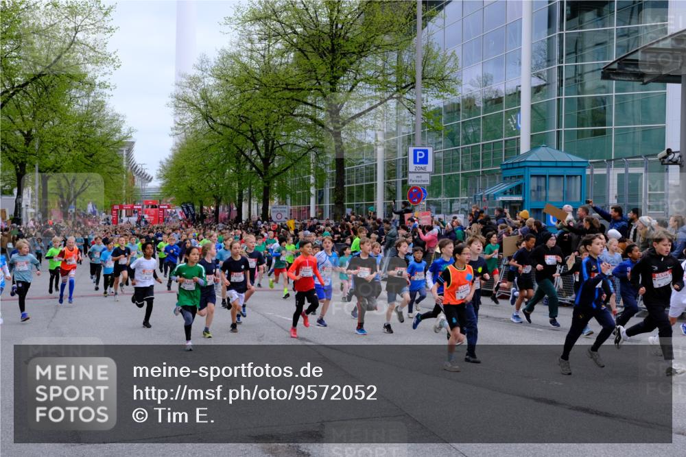 25.04.2026 - Das Zehntel Tim E. http://msf.ph/oto/9572052 25.04.2026 10:30:51 Ziel  meine-sportfotos.de