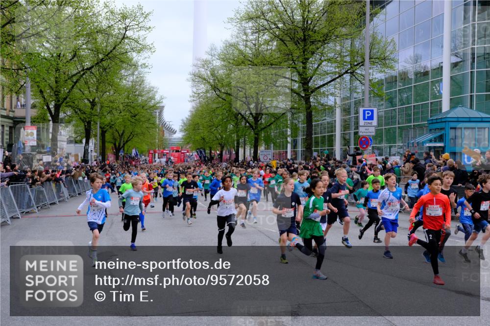 25.04.2026 - Das Zehntel Tim E. http://msf.ph/oto/9572058 25.04.2026 10:30:52 Ziel  meine-sportfotos.de