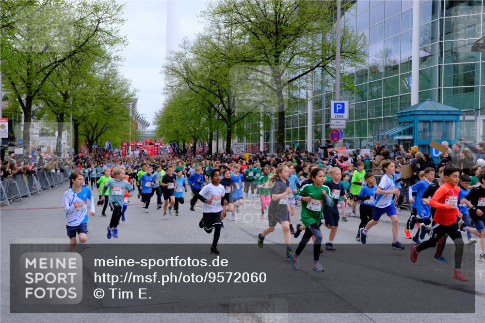 25.04.2026 - Das Zehntel Tim E. http://msf.ph/oto/9572060 25.04.2026 10:30:52 Ziel  meine-sportfotos.de