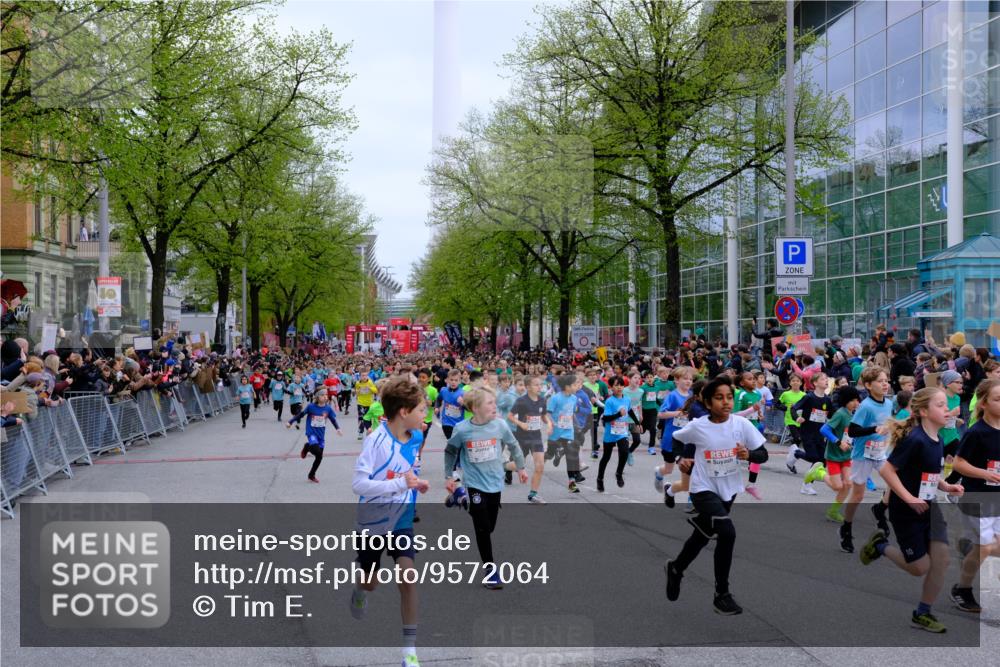 25.04.2026 - Das Zehntel Tim E. http://msf.ph/oto/9572064 25.04.2026 10:30:53 Ziel  meine-sportfotos.de