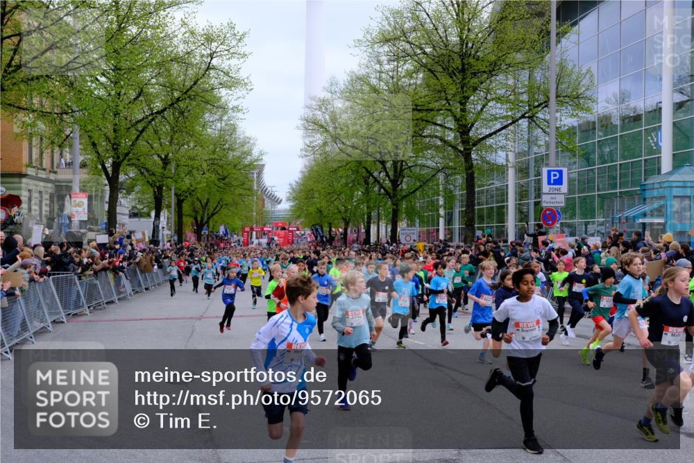 25.04.2026 - Das Zehntel Tim E. http://msf.ph/oto/9572065 25.04.2026 10:30:53 Ziel  meine-sportfotos.de