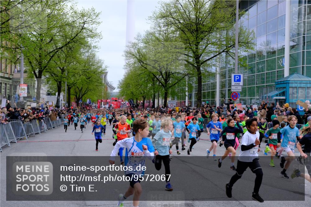25.04.2026 - Das Zehntel Tim E. http://msf.ph/oto/9572067 25.04.2026 10:30:53 Ziel  meine-sportfotos.de