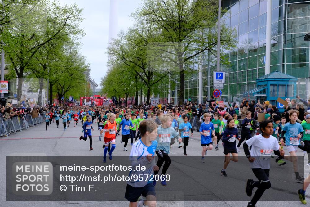 25.04.2026 - Das Zehntel Tim E. http://msf.ph/oto/9572069 25.04.2026 10:30:53 Ziel  meine-sportfotos.de