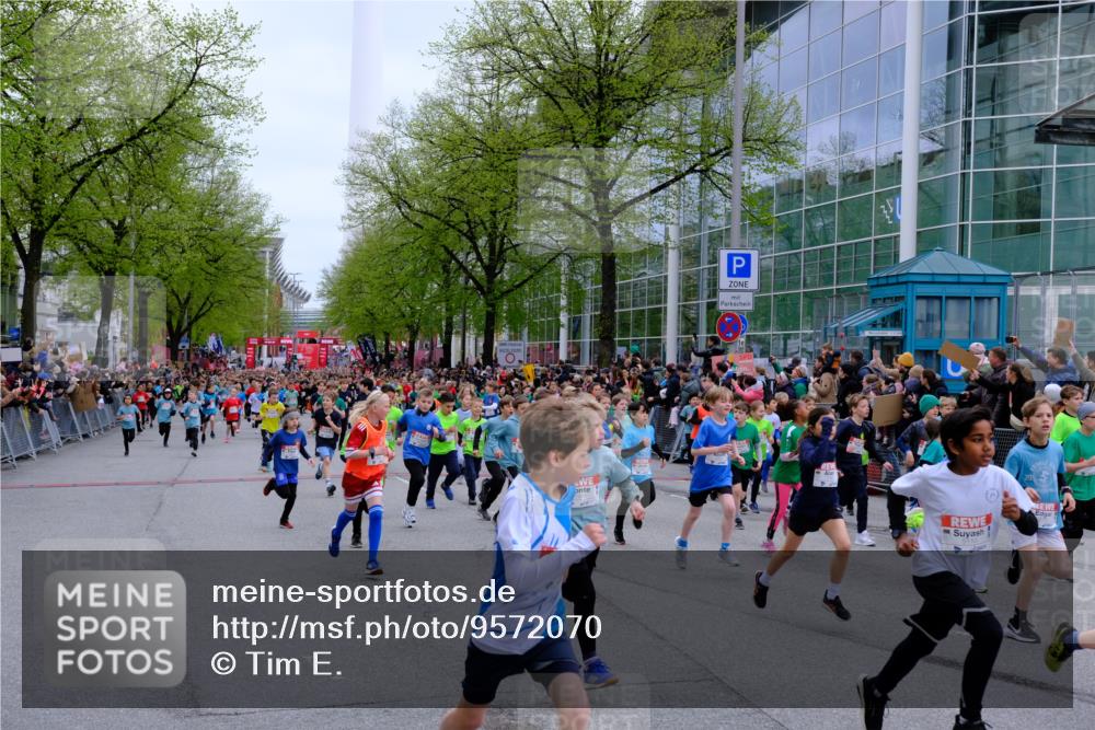 25.04.2026 - Das Zehntel Tim E. http://msf.ph/oto/9572070 25.04.2026 10:30:53 Ziel  meine-sportfotos.de