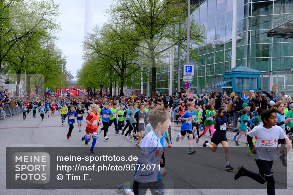 25.04.2026 - Das Zehntel Tim E. http://msf.ph/oto/9572071 25.04.2026 10:30:54 Ziel  meine-sportfotos.de