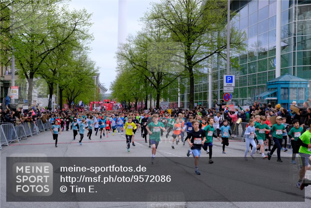 25.04.2026 - Das Zehntel Tim E. http://msf.ph/oto/9572086 25.04.2026 10:30:56 Ziel  meine-sportfotos.de