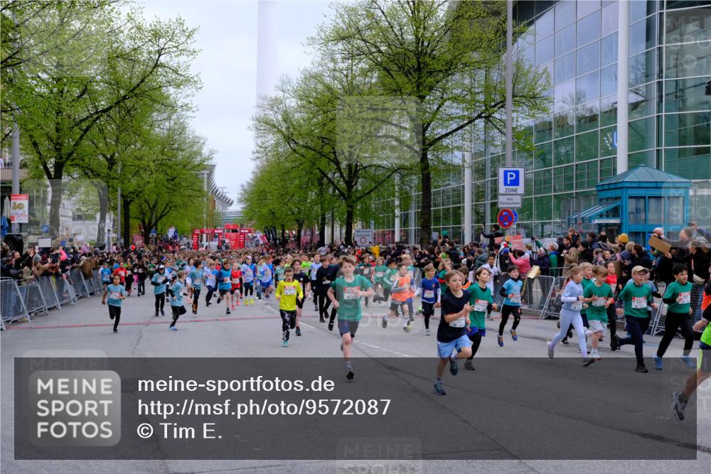 25.04.2026 - Das Zehntel Tim E. http://msf.ph/oto/9572087 25.04.2026 10:30:56 Ziel  meine-sportfotos.de