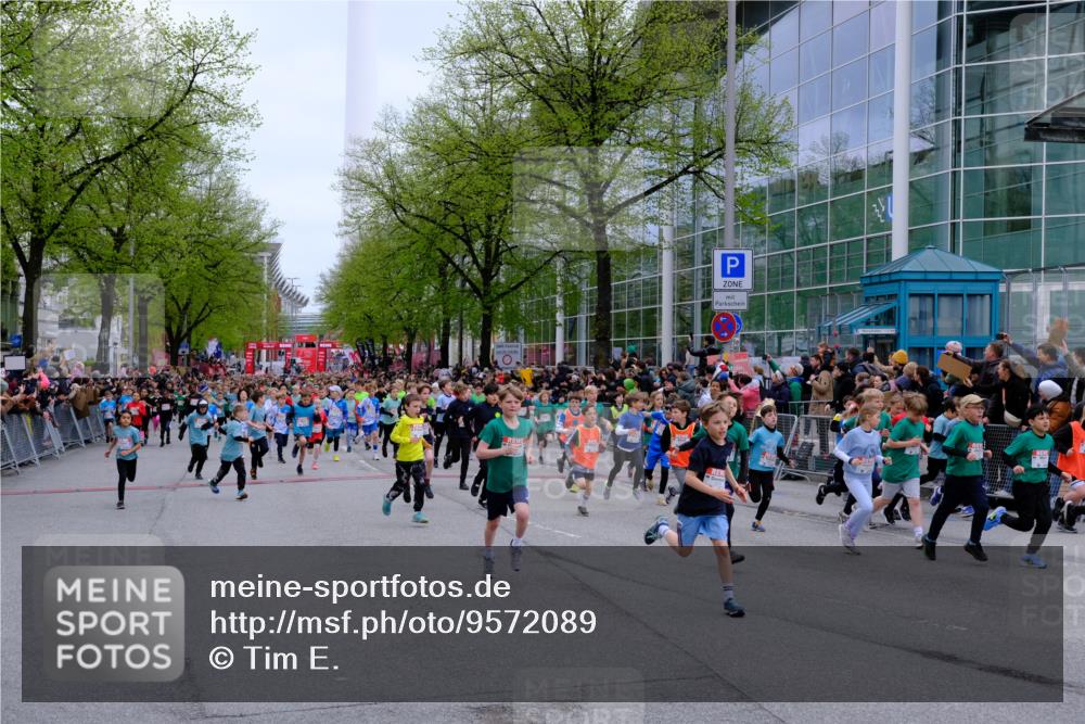 25.04.2026 - Das Zehntel Tim E. http://msf.ph/oto/9572089 25.04.2026 10:30:56 Ziel  meine-sportfotos.de