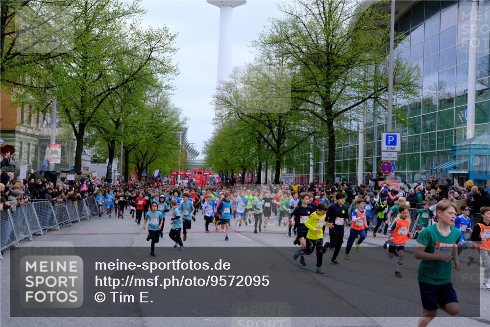 25.04.2026 - Das Zehntel Tim E. http://msf.ph/oto/9572095 25.04.2026 10:30:58 Ziel  meine-sportfotos.de
