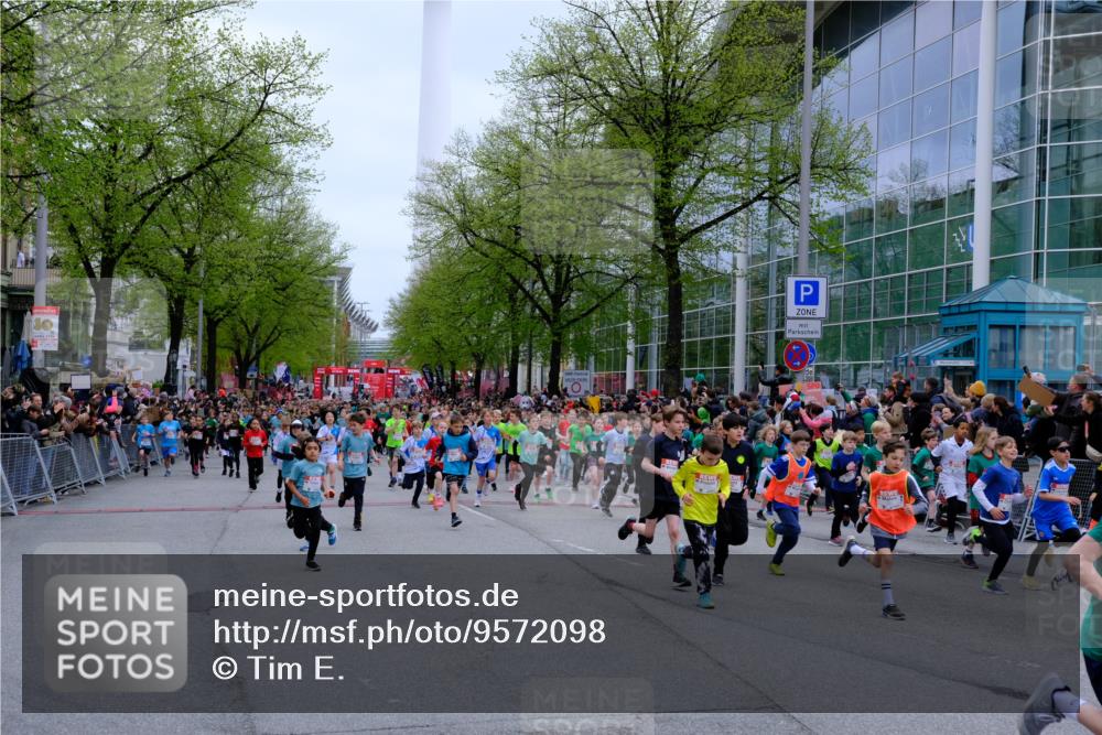 25.04.2026 - Das Zehntel Tim E. http://msf.ph/oto/9572098 25.04.2026 10:30:58 Ziel  meine-sportfotos.de
